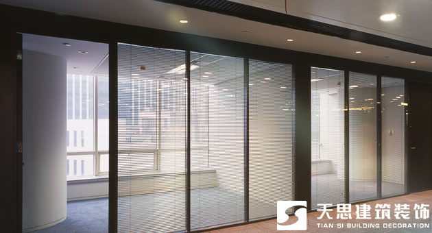 <a href=http://m.jzzww.cn/ target=_blank class=infotextkey>合肥辦公室裝修</a>玻璃